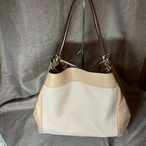 COACH F27575 Lexy Shoulder Bag Tan Cream